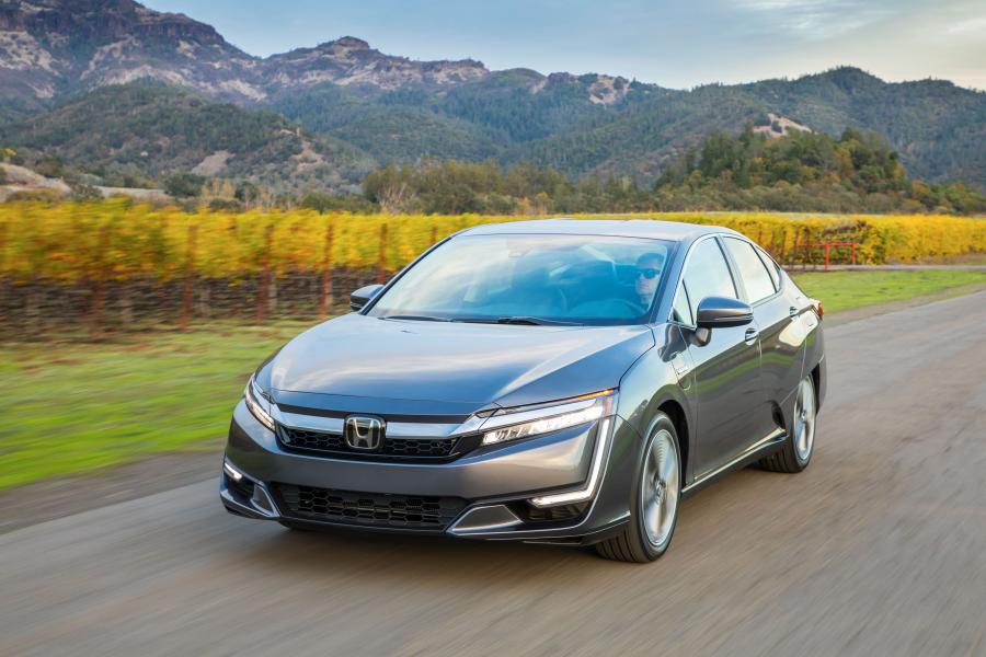  Honda Clarity Plug-In Hybrid 2017 года  (NA) (фото 10 из 84)